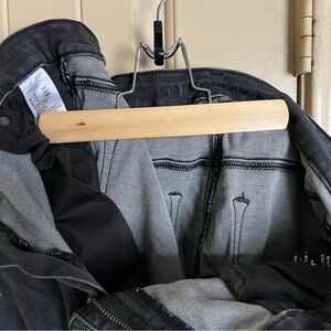 American Eagle Outfitters Black Stretch Straight Leg Jeans